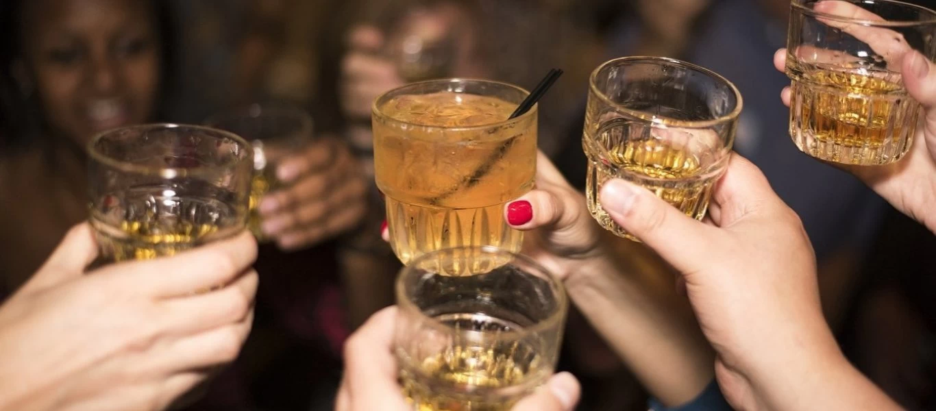 Αυτό είναι το αλκοολούχο ποτό που είναι superfood και αυξάνει τον μεταβολισμό